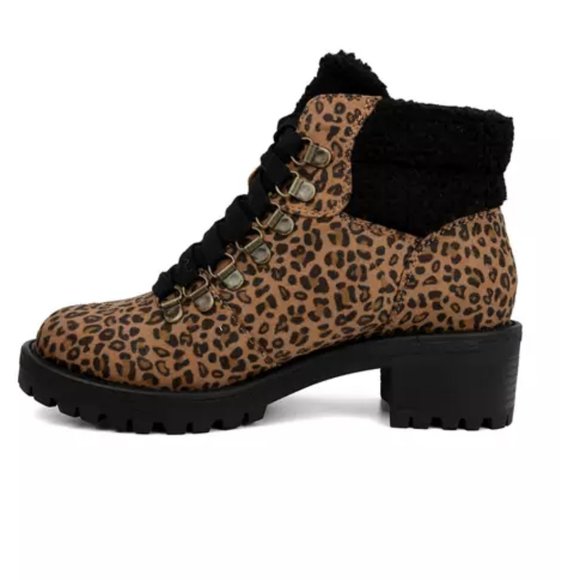 True Craft Mintey Hiking Boots Women's, leopard, 6.5 - Picture 1 of 15